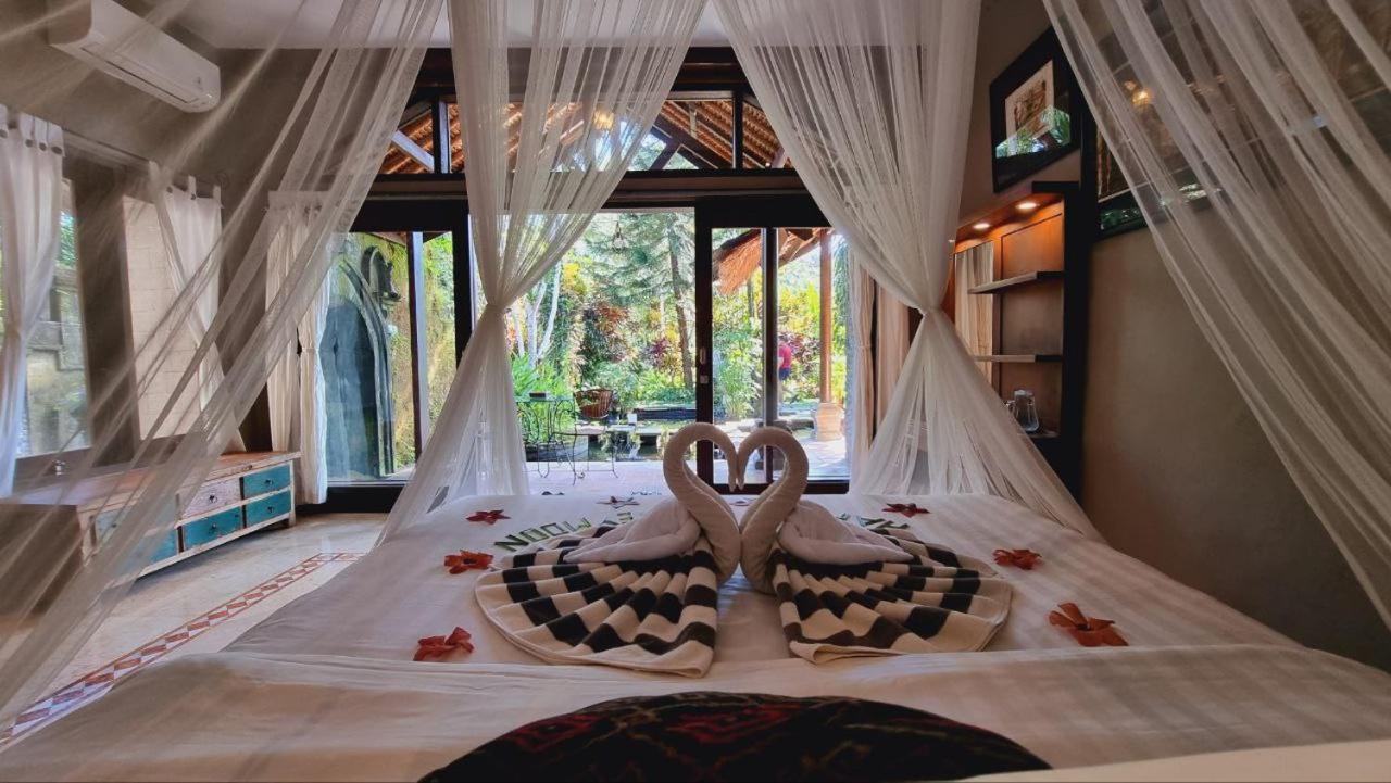 Avalon Ubud Castle & Spa Exterior foto