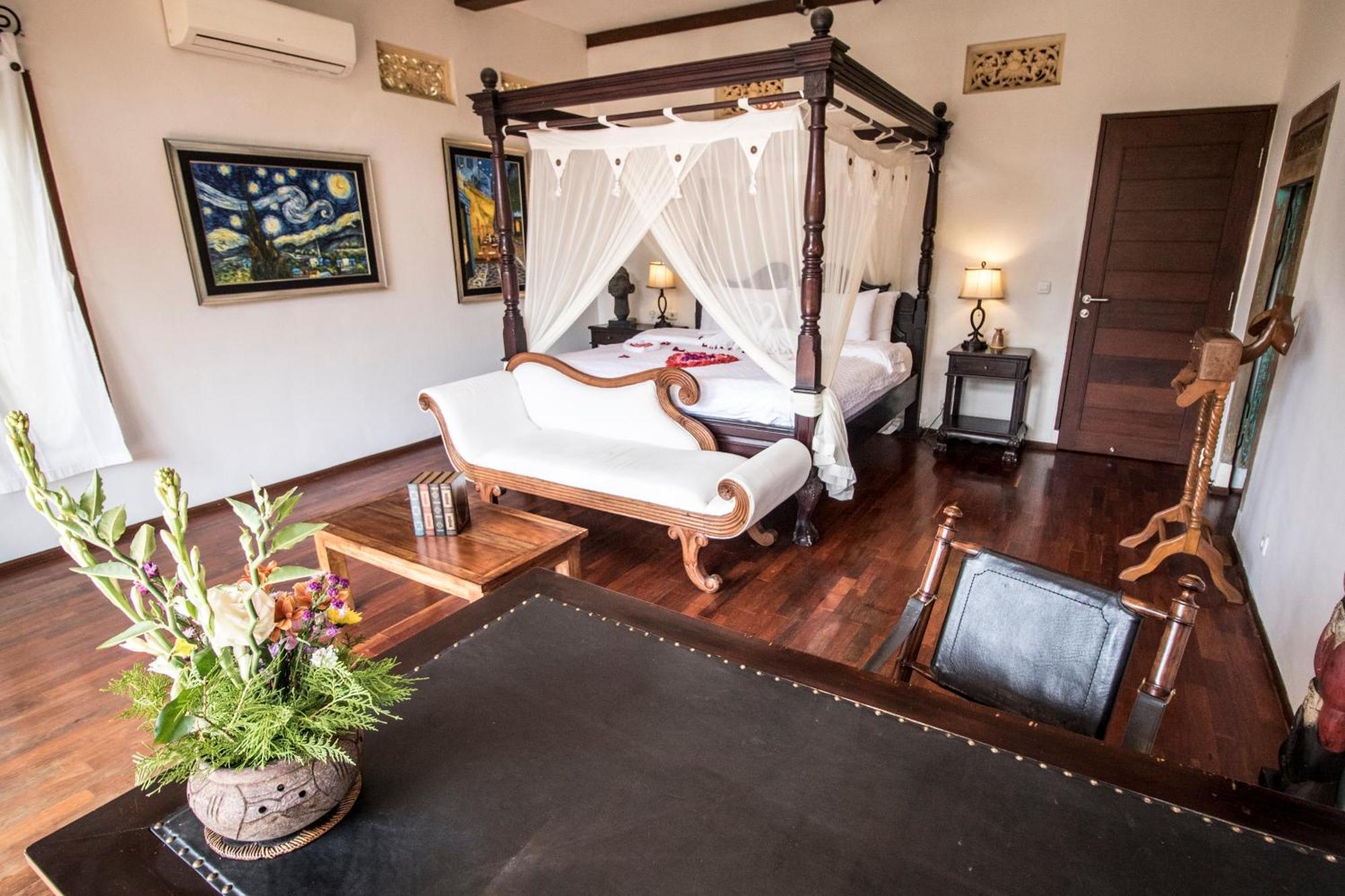 Avalon Ubud Castle & Spa Exterior foto